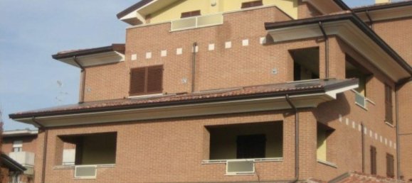 4 rooms Penthouse in Soliera, Italy No. 234874 2