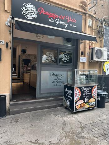 Imóvel comercial de 1 divisão em Palermo, Italy N.º 251403