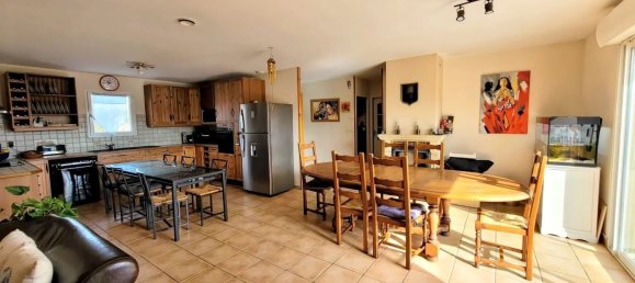 7غرفة منزل في Bussac-Foret, France رقم 102709 3