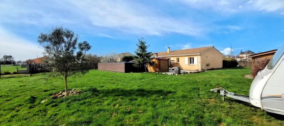 7غرفة منزل في Bussac-Foret, France رقم 102709 22