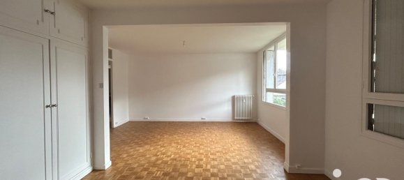 2 bedrooms Apartment in Chatillon, France No. 163409 6