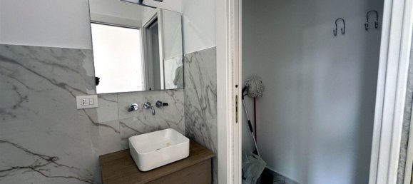 Квартира с 7 комнатами в Кьоджа, Италия № 281155 12