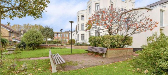 2 bedrooms Maisonette in Leyton, United Kingdom No. 4048 2