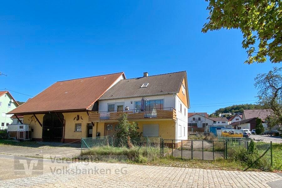 Ферма с 6 комнатами в Reutlingen, Германия № 46789