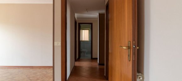 Квартира с 5 комнатами в Палермо, Италия № 46451 3