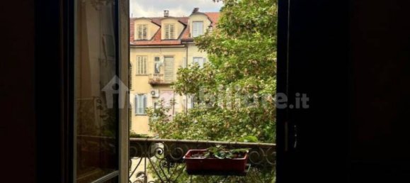 2 bedrooms Apartment in Turin, Italy No. 337957 10