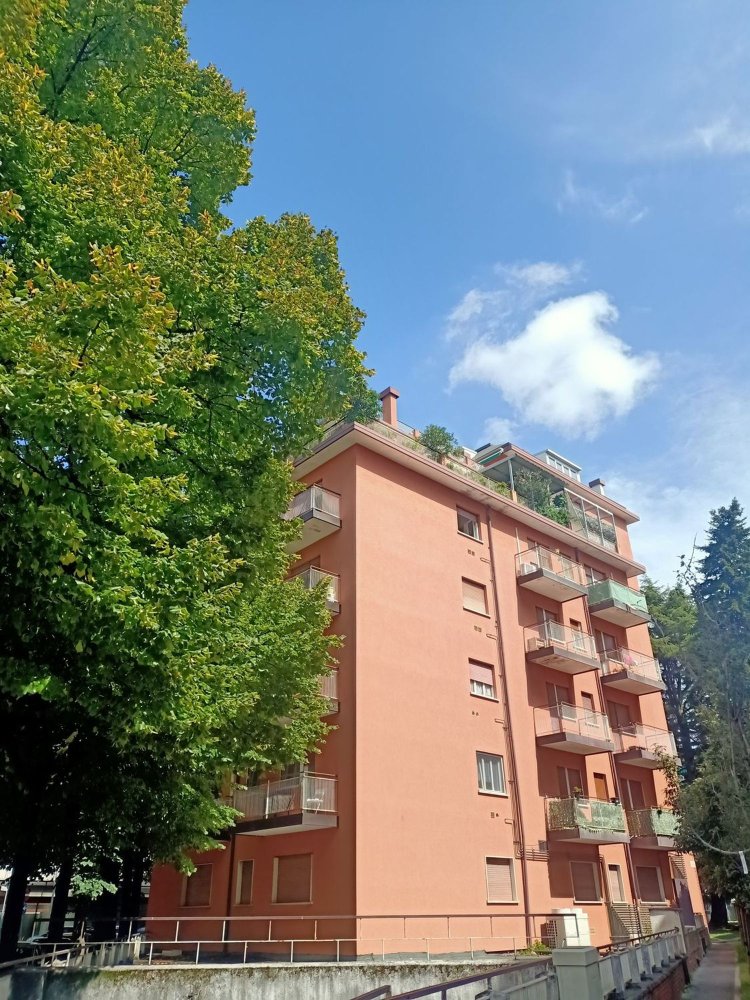 4 غرف نوم شقة في Udine, Italy رقم 319968