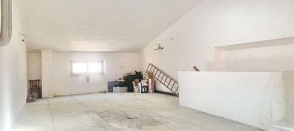 Casa de 4 habitaciónes en Guglionesi, Italy No. 154576 9