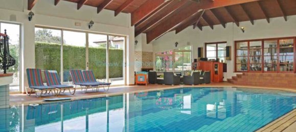 5 bedrooms House in Deryneia, Cyprus No. 23864 2