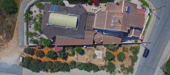 5 bedrooms House in Deryneia, Cyprus No. 23864 18