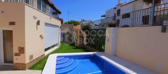 4 bedrooms Villa in Marbella, Spain No. 28146 10