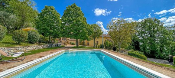 Дом с 5 комнатами в Кали, Италия № 172344 5