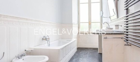 6 bedrooms Apartment in Rome, Italy No. 366059 10