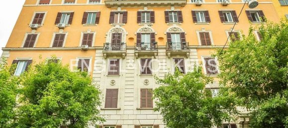 6 bedrooms Apartment in Rome, Italy No. 366059 19