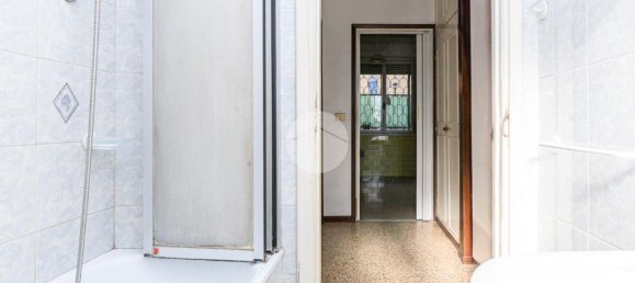 2 bedrooms Apartment in Rome, Italy No. 70820 27