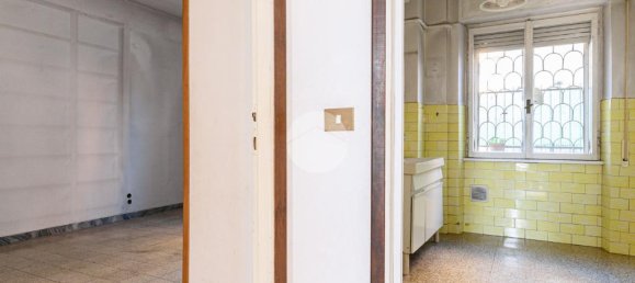 2 bedrooms Apartment in Rome, Italy No. 70820 16