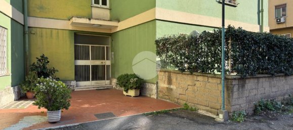 2 bedrooms Apartment in Rome, Italy No. 70820 2