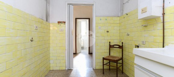 2 bedrooms Apartment in Rome, Italy No. 70820 9