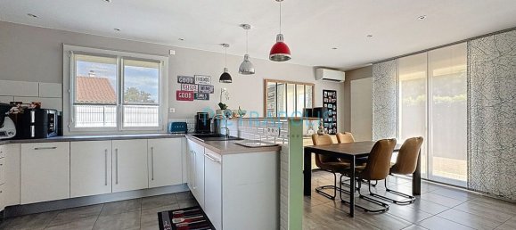 Casa de 3 dormitorios en Chatillon-sur-Chalaronne, France No. 288353 9