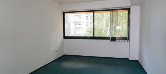 331m² Commercial property in Nicosia, Cyprus No. 13223 6