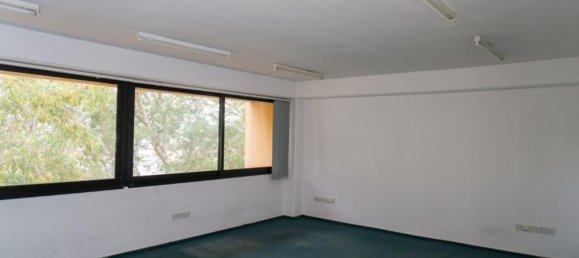 331m² Commercial property in Nicosia, Cyprus No. 13223 5