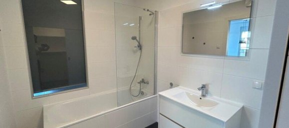 2-salle Appartement à Strassgang, Austria No. 170145 11