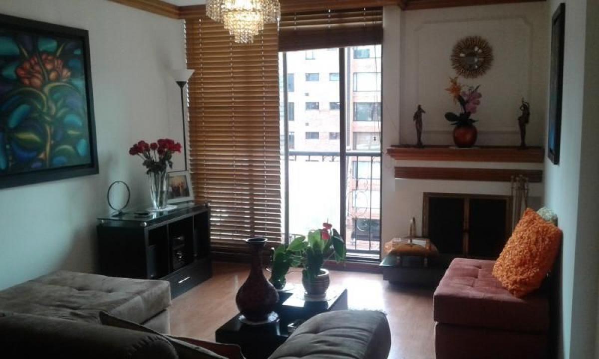 2 bedrooms House in Bogota, Colombia No. 14502