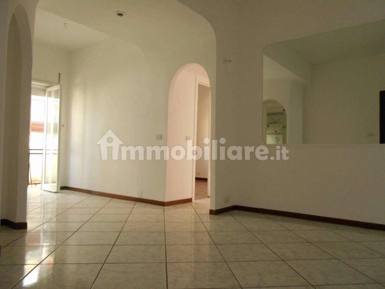 2 Schlafzimmer Wohnung in Rome, Italy, Nr. 335844