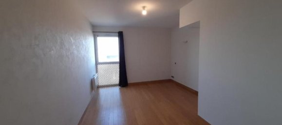 4 Schlafzimmer Doppelhaus in Chateauroux, France, Nr. 97887 12