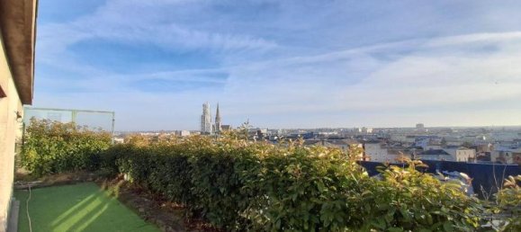 4 Schlafzimmer Doppelhaus in Chateauroux, France, Nr. 97887 22