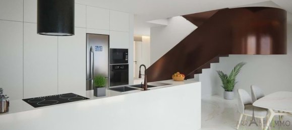 Villa de 3 dormitorios en Cascais, Portugal No. 9884 6