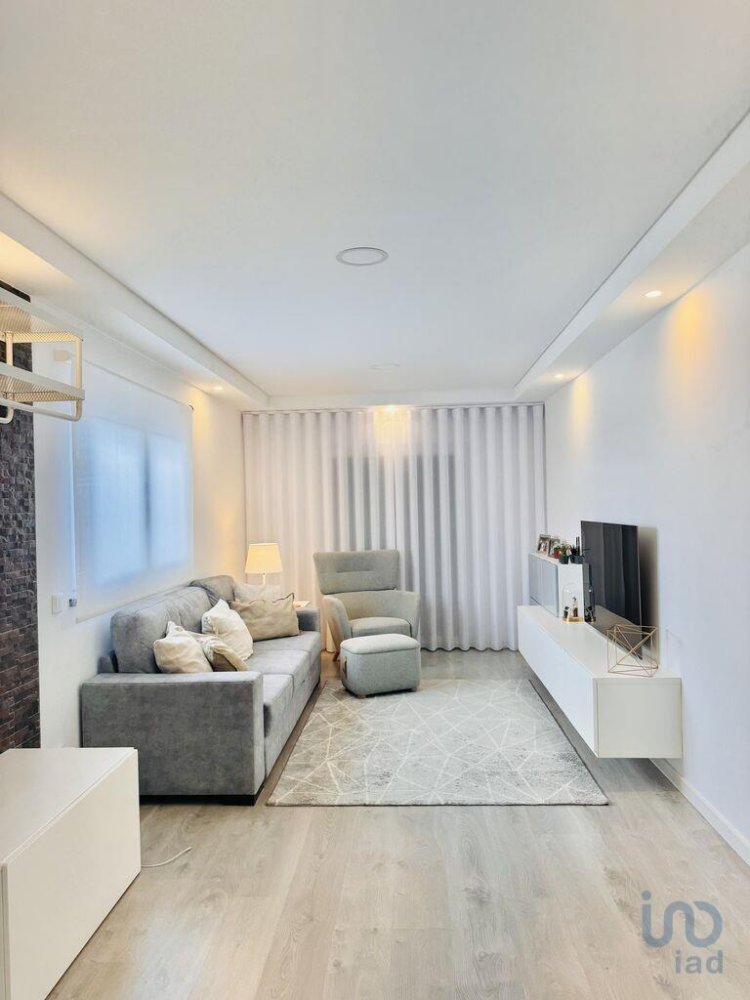 4 bedrooms House in Seixal, Portugal No. 245994