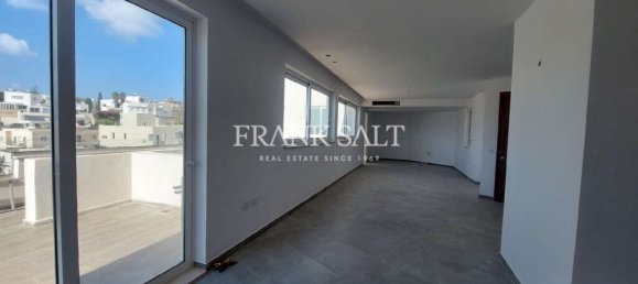 3 غرف نوم بانتهاوس في Gzira, Malta رقم 446 2