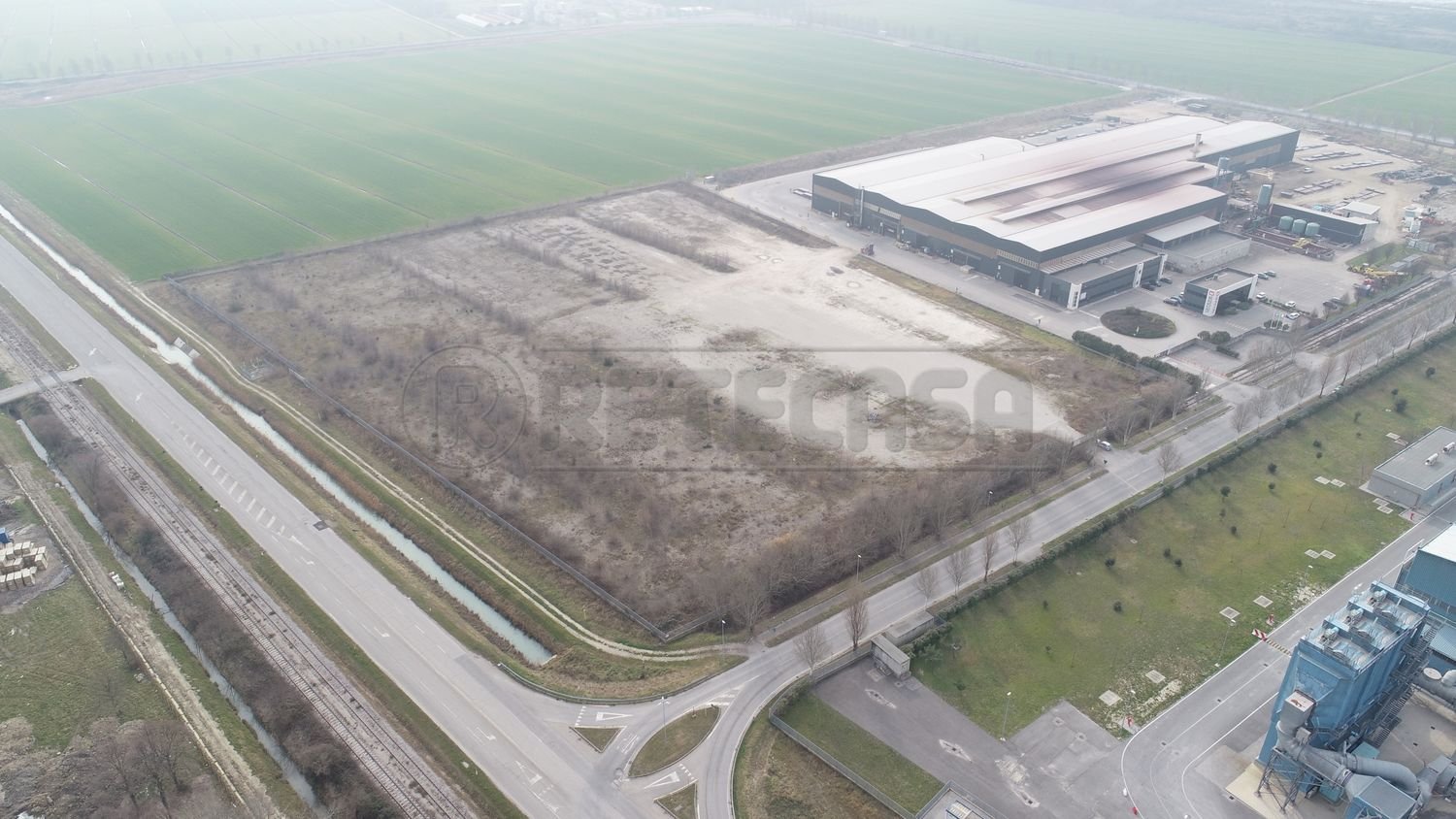 Terrain à Udine, Italy 48696m² No. 172091