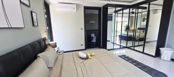 4 bedrooms House for sale in Pattaya, Chonburi, Eastern Thailand, Thailand № 8406 10