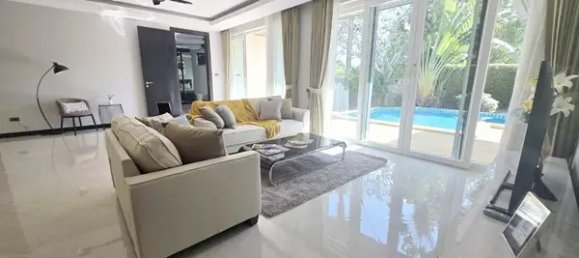 4 bedrooms House for sale in Pattaya, Chonburi, Eastern Thailand, Thailand № 8406 16