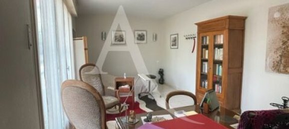 2 bedrooms Apartment in Blois, France No. 84823 14