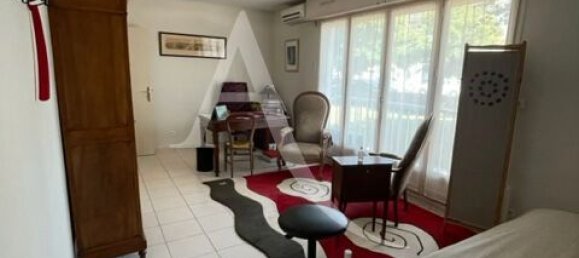 2 bedrooms Apartment in Blois, France No. 84823 12