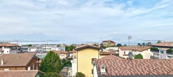 3 rooms Penthouse in Desenzano del Garda, Italy No. 163435 9