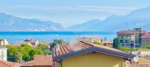 3 rooms Penthouse in Desenzano del Garda, Italy No. 163435 4