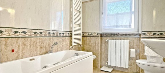 3 rooms Penthouse in Desenzano del Garda, Italy No. 163435 14