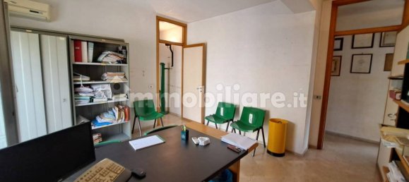 5-Zimmer Büro in Trapani, Italy, Nr. 49653 3