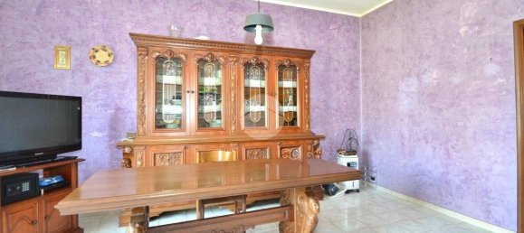 3 bedrooms Apartment in Collegno, Italy No. 61111 2