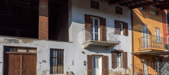 2 bedrooms House in Chieri, Italy No. 210880 4