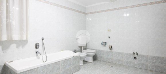 2 bedrooms House in Chieri, Italy No. 210880 10