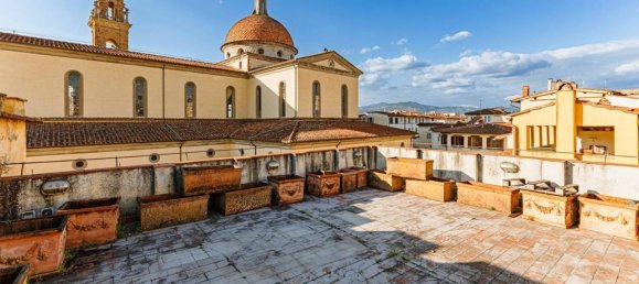 20 rooms Apartment in Florence, Italy No. 42008 17