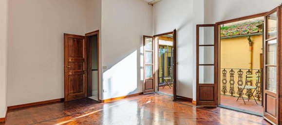 20 rooms Apartment in Florence, Italy No. 42008 7
