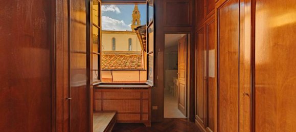 20 rooms Apartment in Florence, Italy No. 42008 8