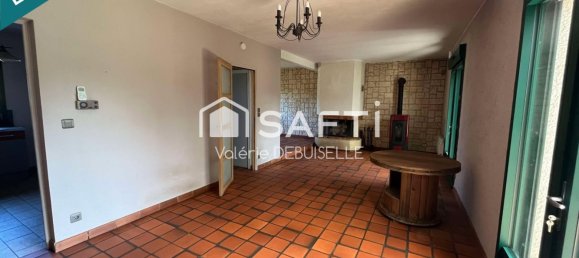 3 Schlafzimmer Haus in Sains-en-Gohelle, France, Nr. 213552 9