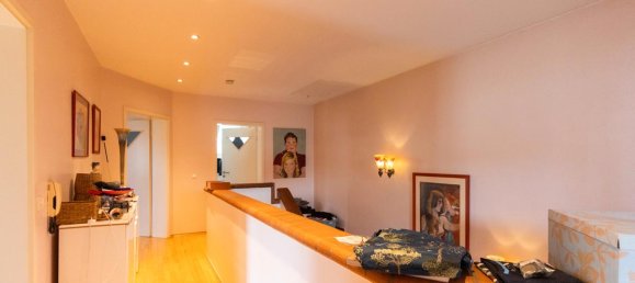 430m² Building in Hoxter, Germany No. 128385 7